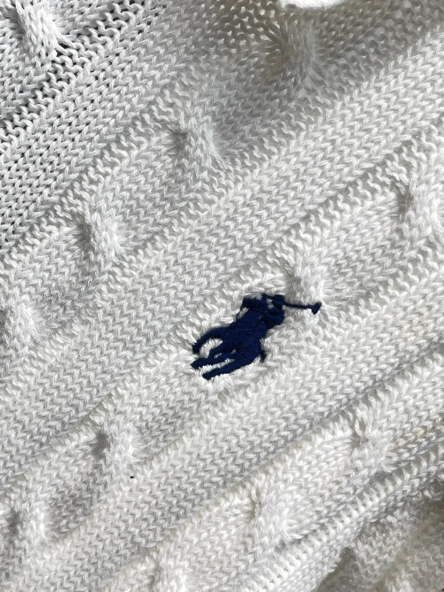 Detail P390